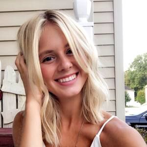 Meet your Posher, Alexandra